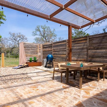 Romantic Tiny Luxury Retreat W Heated Pool, Sauna N Outdoor Shower In Wimberley 10 Acres Villa Exterior foto