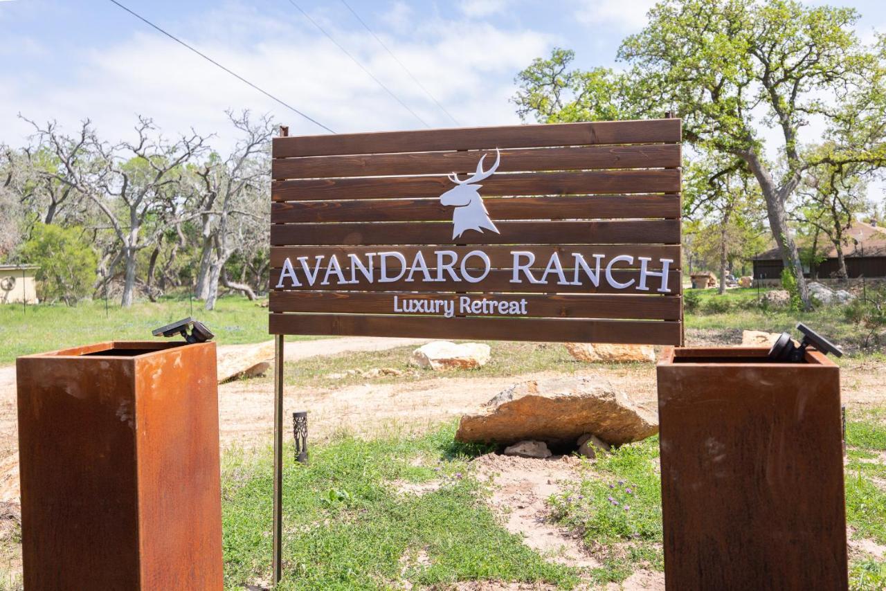 Romantic Tiny Luxury Retreat W Heated Pool, Sauna N Outdoor Shower In Wimberley 10 Acres Villa Exterior foto