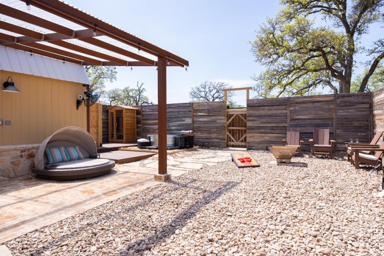 Romantic Tiny Luxury Retreat W Heated Pool, Sauna N Outdoor Shower In Wimberley 10 Acres Villa Exterior foto